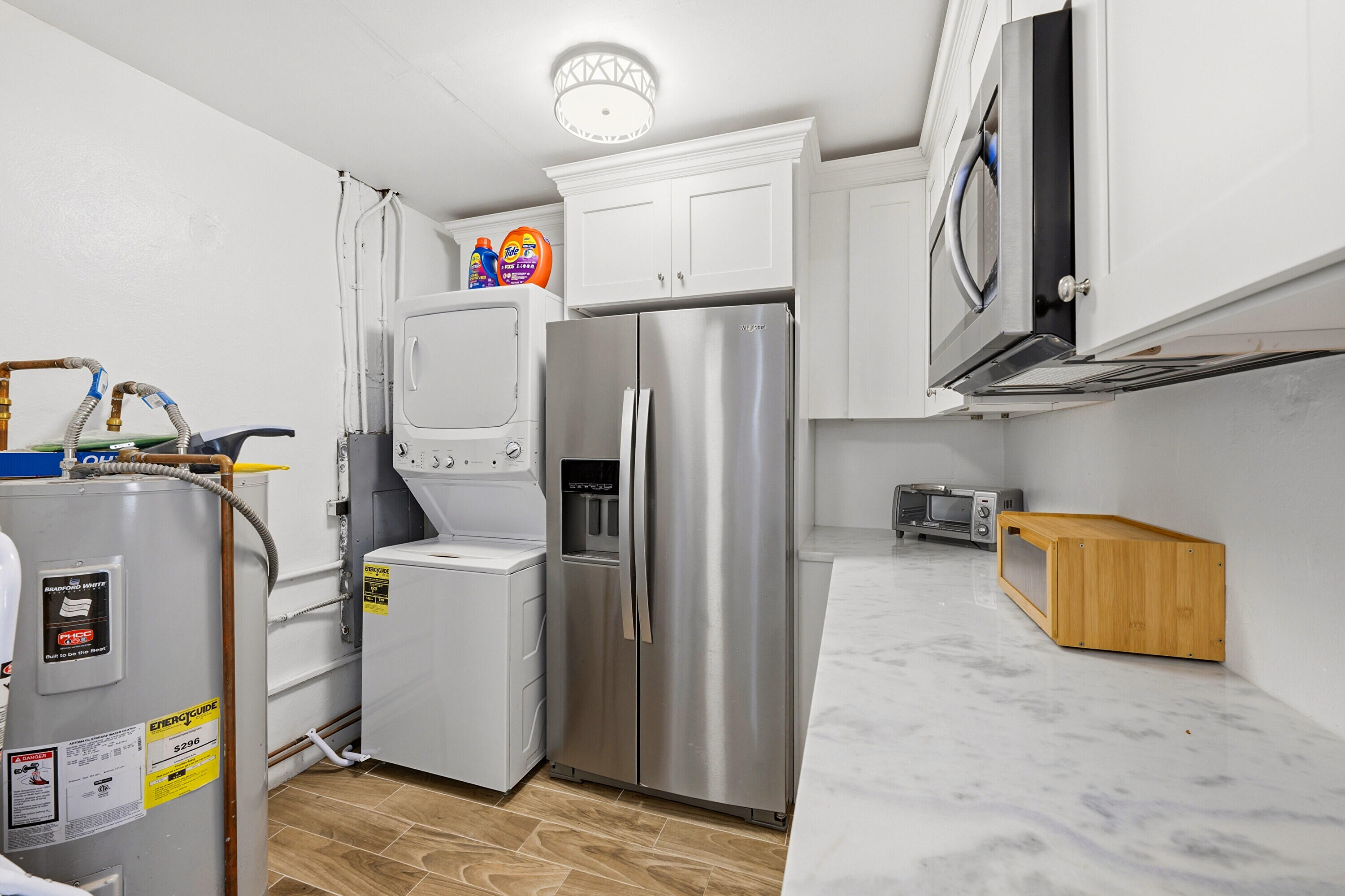 View photos, virtual tours, details... 6404 Oak Street