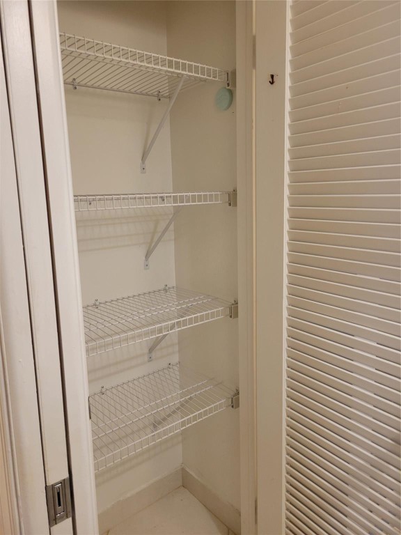 Lauderdale West 3 Sec 83- - Residential