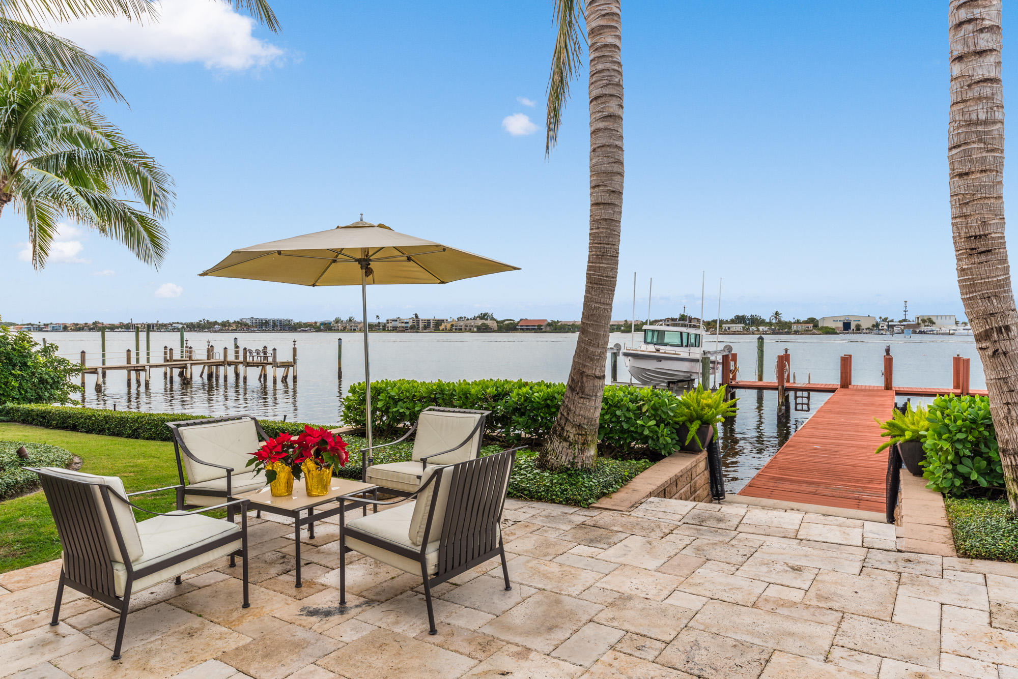 POINT MANALAPAN PLAT 9 - Residential