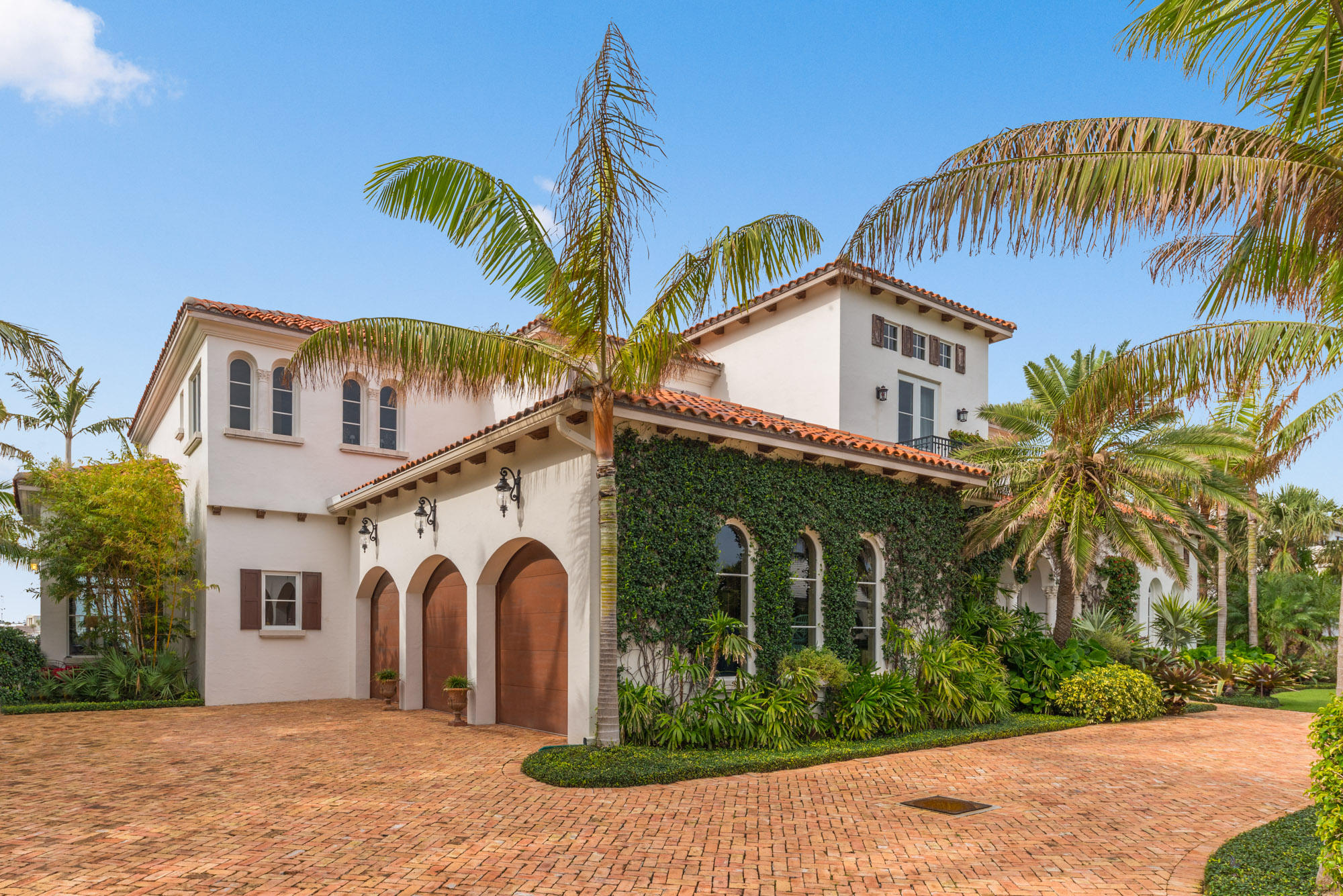 POINT MANALAPAN PLAT 9 - Residential