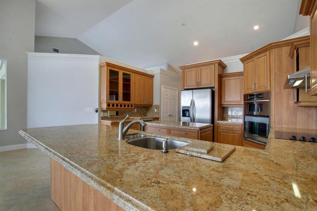 PGA RESORT COMMUNITY OF PRESTON LAKES 2 - Residential Lease