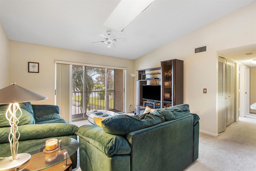 PINE RIDGE AT DELRAY BEAC - Residential