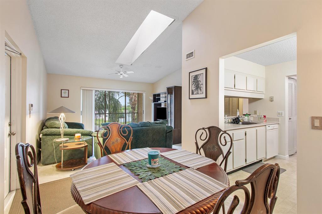 PINE RIDGE AT DELRAY BEAC - Residential