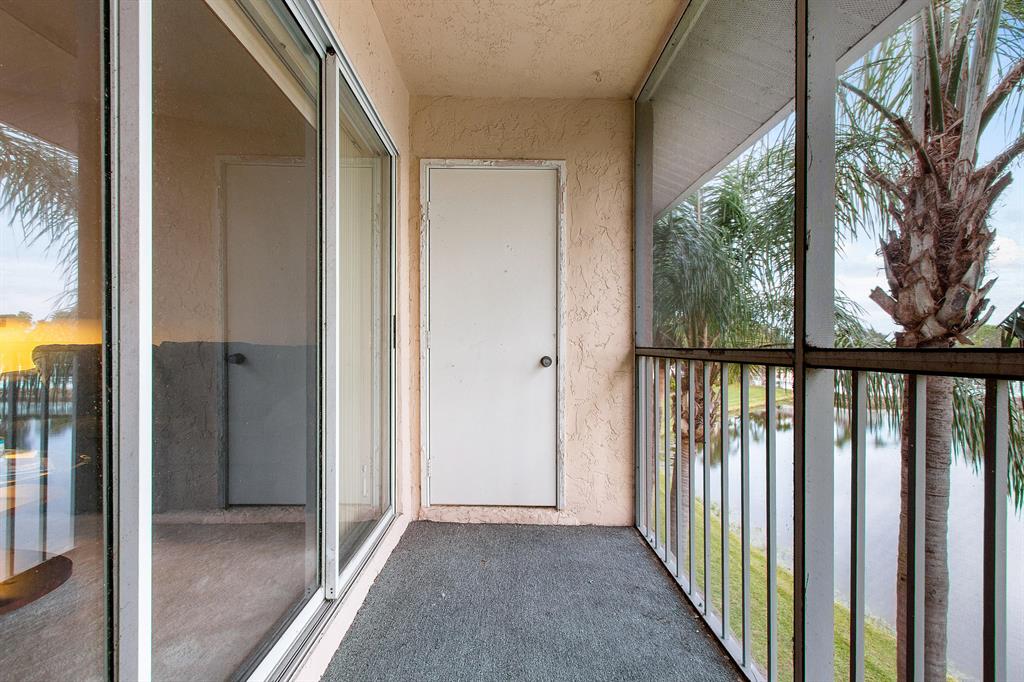 PINE RIDGE AT DELRAY BEAC - Residential