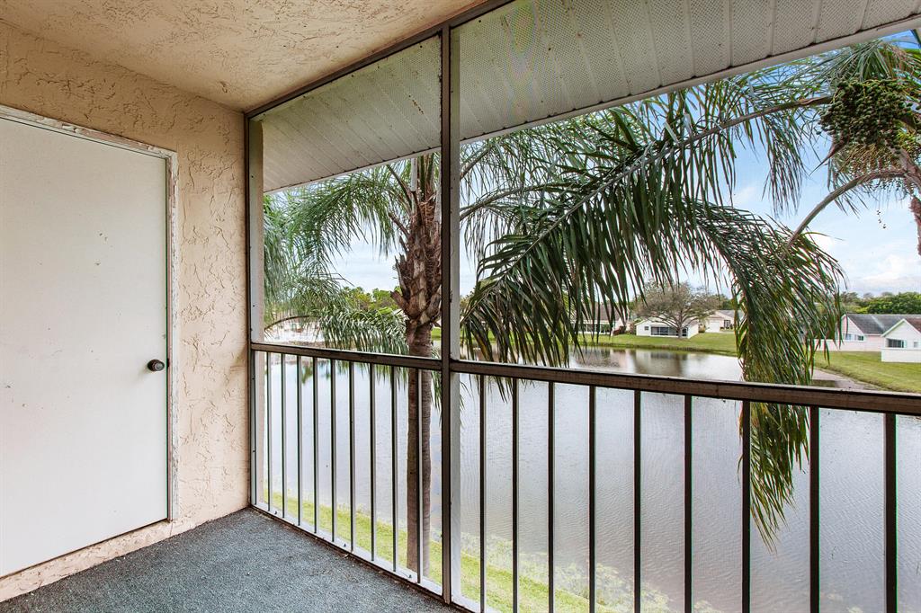 PINE RIDGE AT DELRAY BEAC - Residential