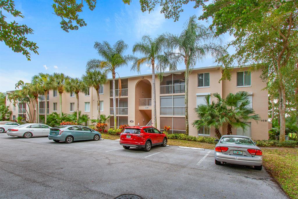 PINE RIDGE AT DELRAY BEAC - Residential