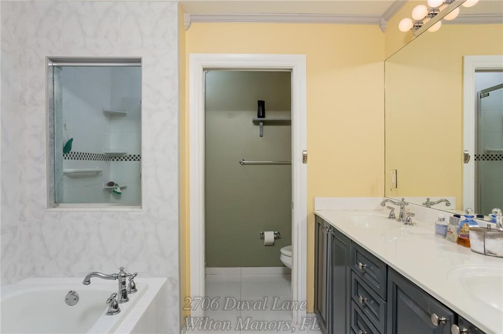 Duval Villas - Residential