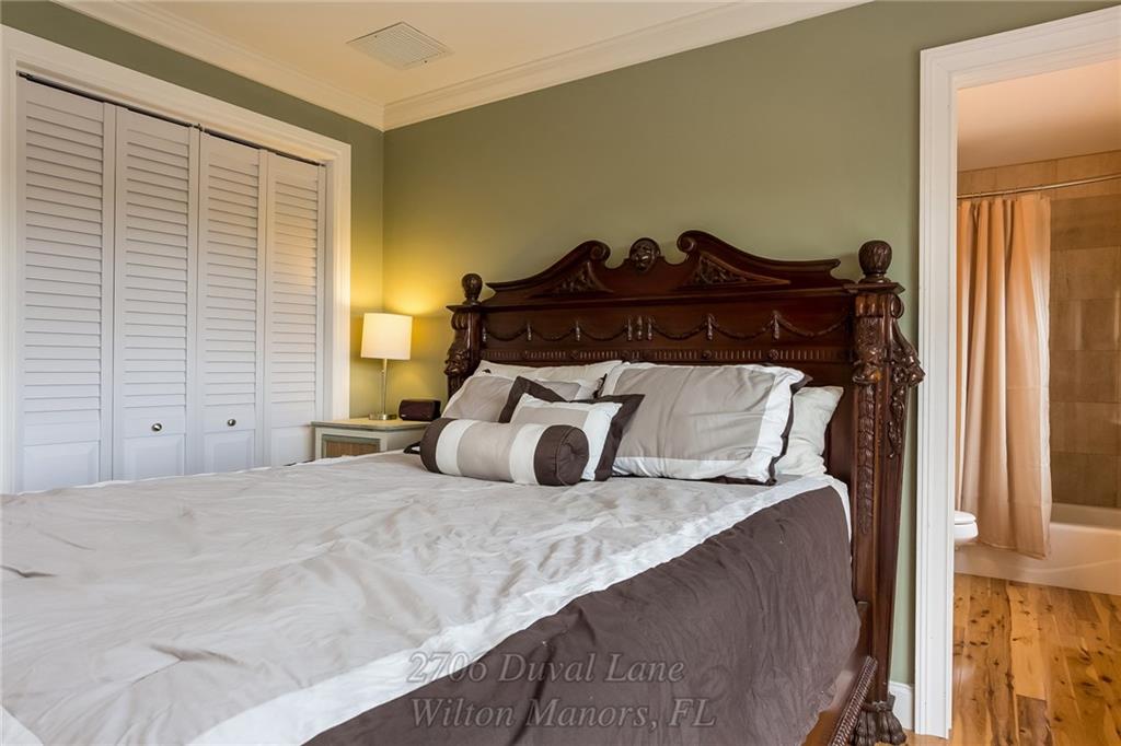 Duval Villas - Residential