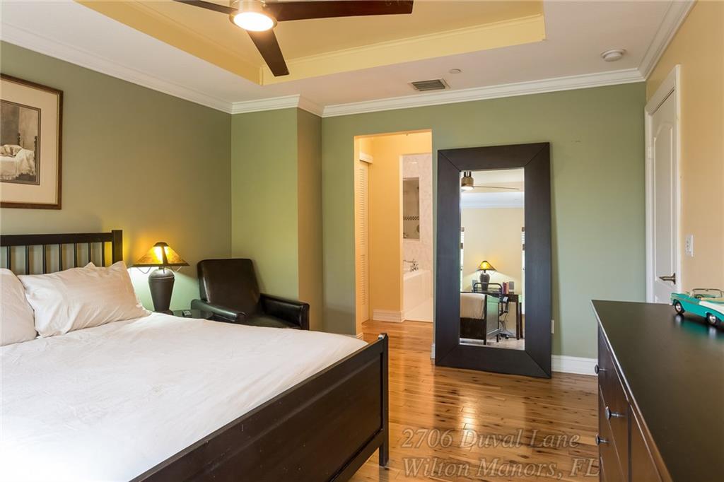 Duval Villas - Residential