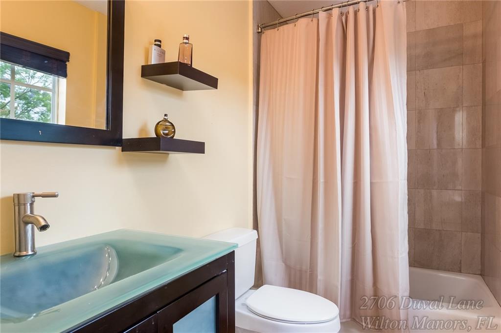 Duval Villas - Residential