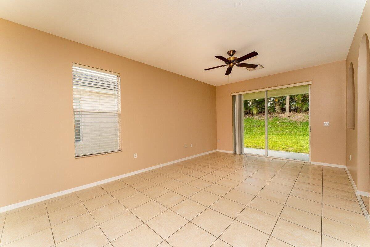 LAKEFOREST AT ST LUCIE WEST PHASE VI - Residential Lease
