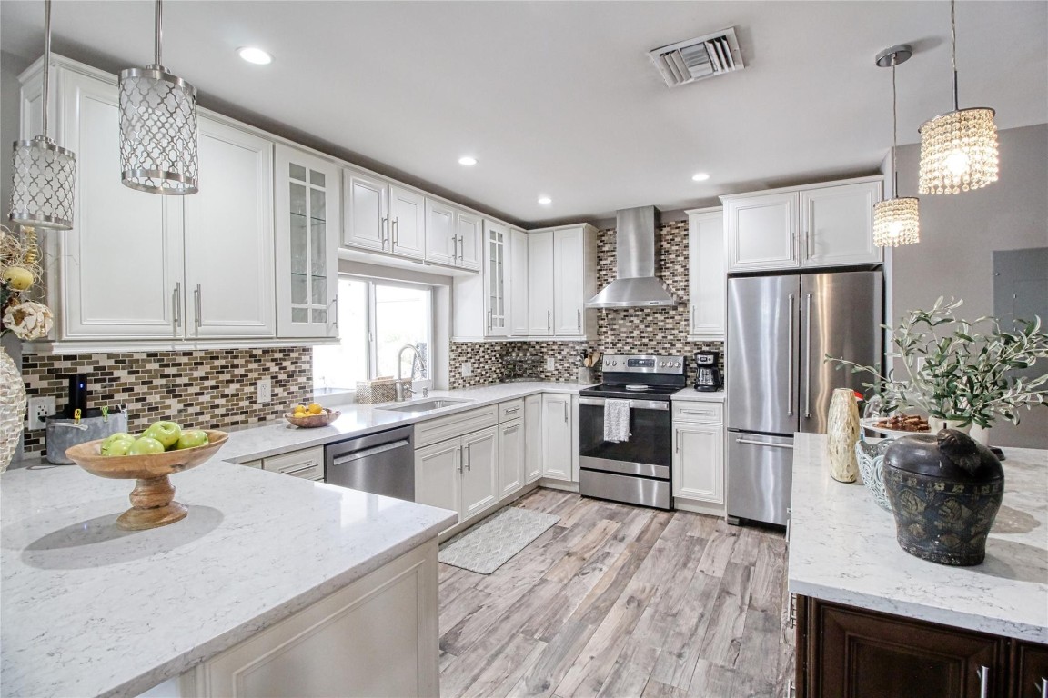 BEACON LIGHT - Residential