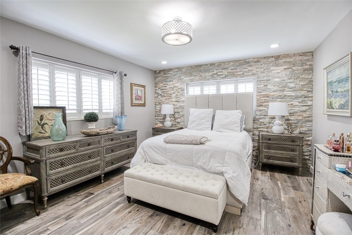 BEACON LIGHT - Residential