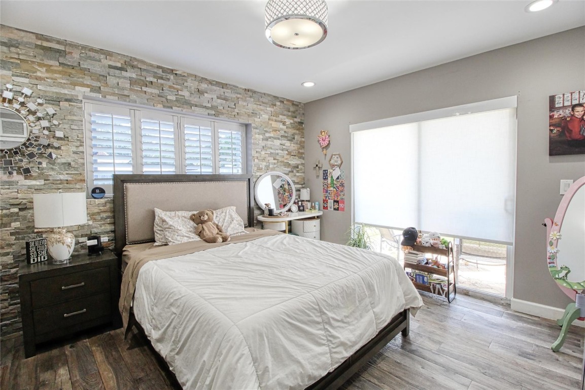 BEACON LIGHT - Residential