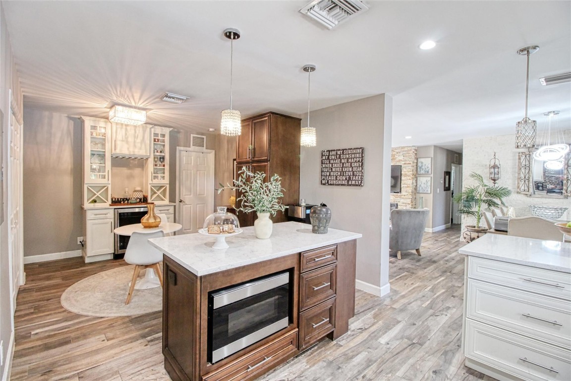 BEACON LIGHT - Residential