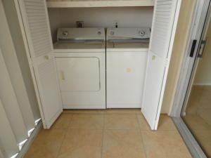 AMBASSADOR POINCIANA - Residential