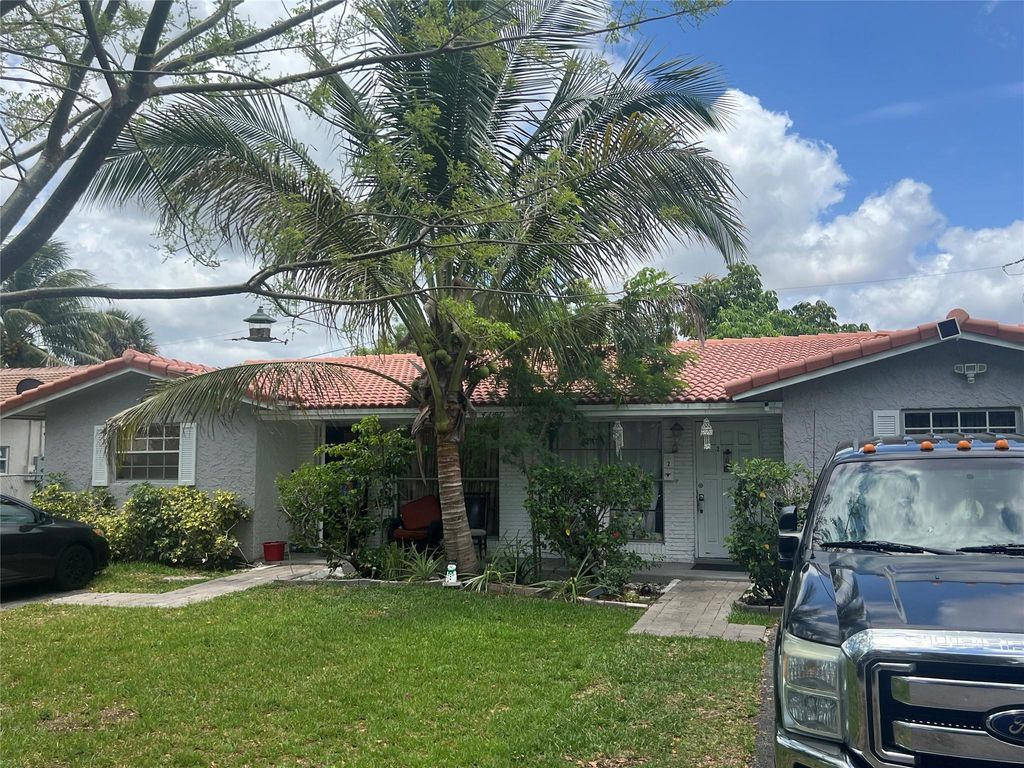 Photo of 4380 NW 79th Terrace, Coral Springs, FL 33065 (MLS # F10502719)