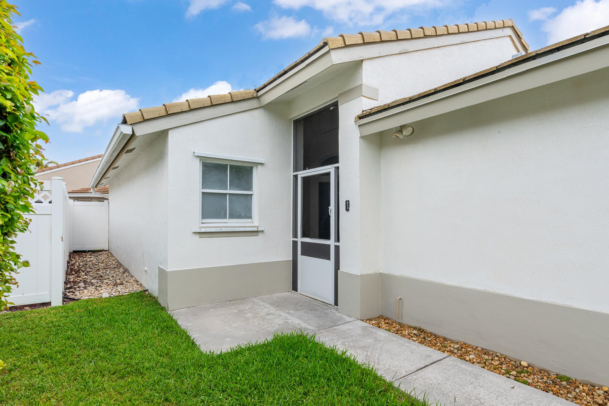 7816 MANOR FOREST Lane
