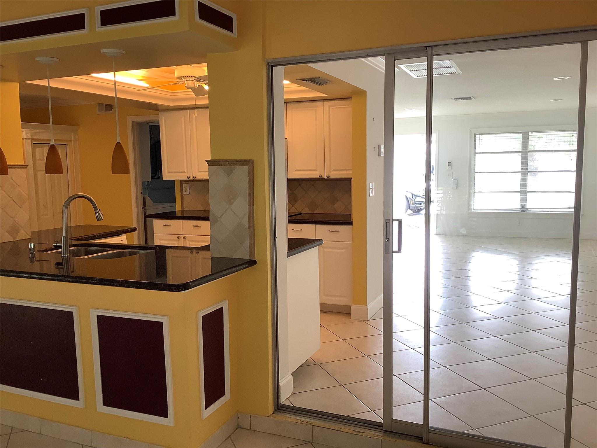 Spring Lake Villas Condo - Residential Lease