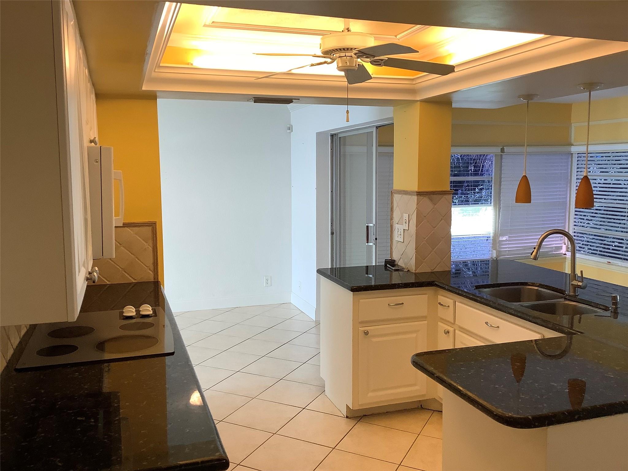 Spring Lake Villas Condo - Residential Lease