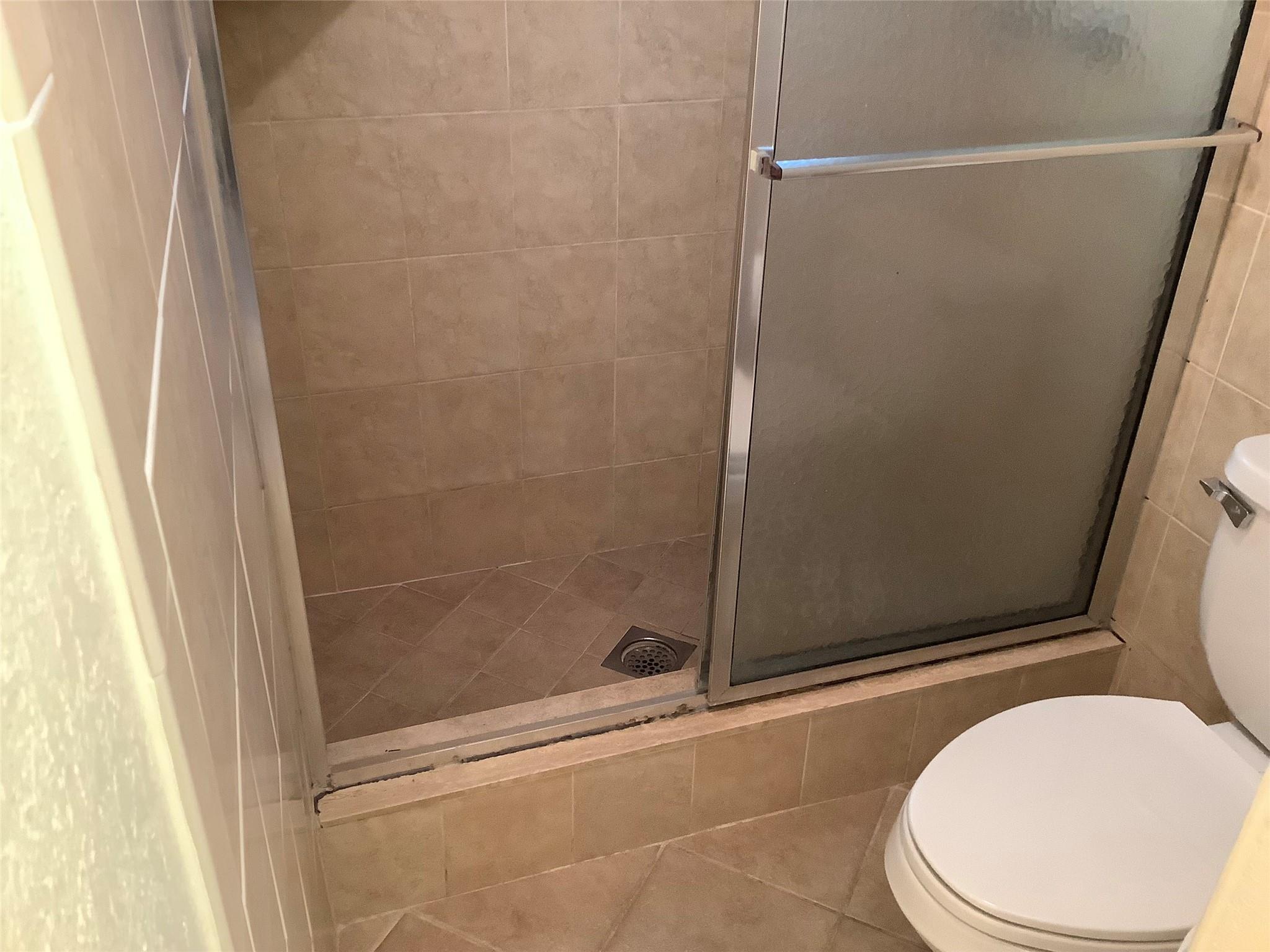 Spring Lake Villas Condo - Residential Lease