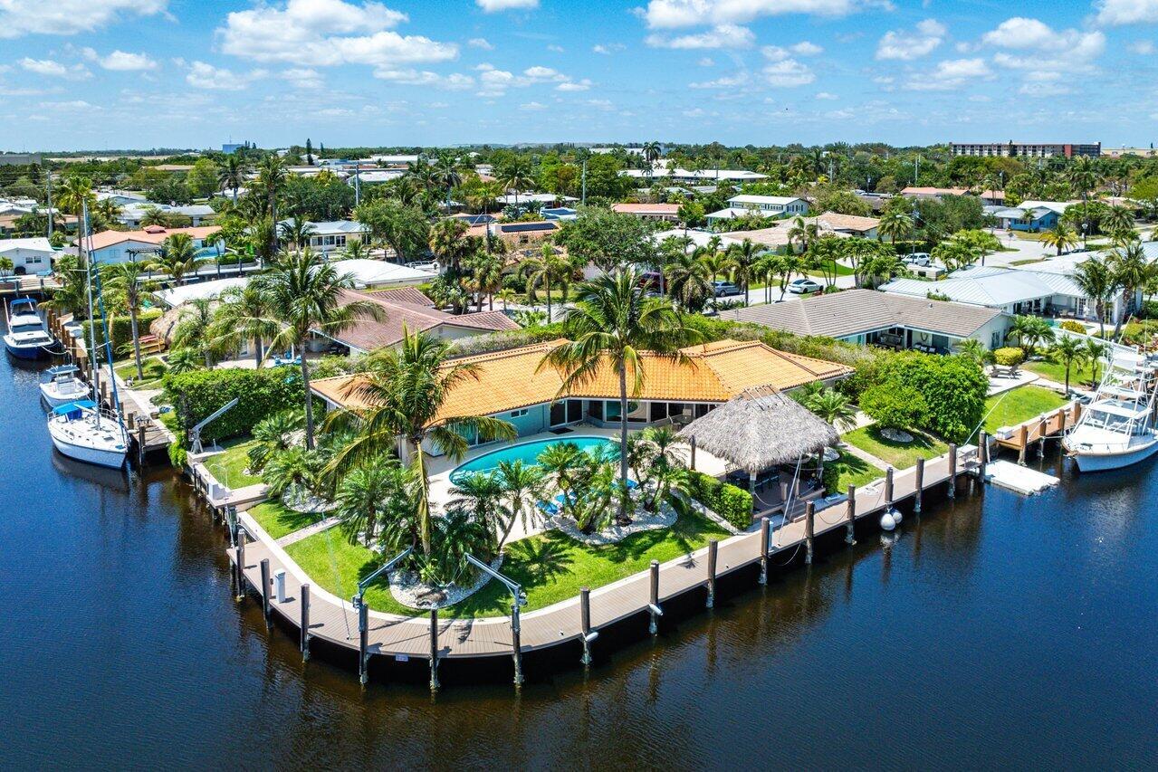 HARBOR VILLAGE - Residential