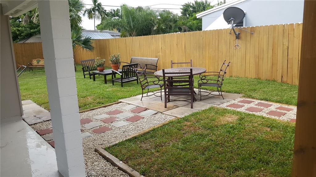 COLLIER MANOR 34-45 B - Residential