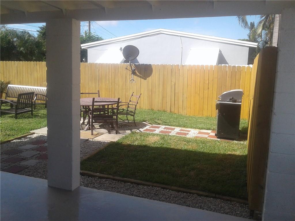 COLLIER MANOR 34-45 B - Residential