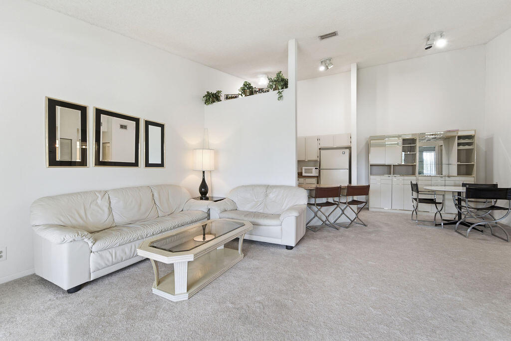 CHASEWOOD OF JUPITER - Residential