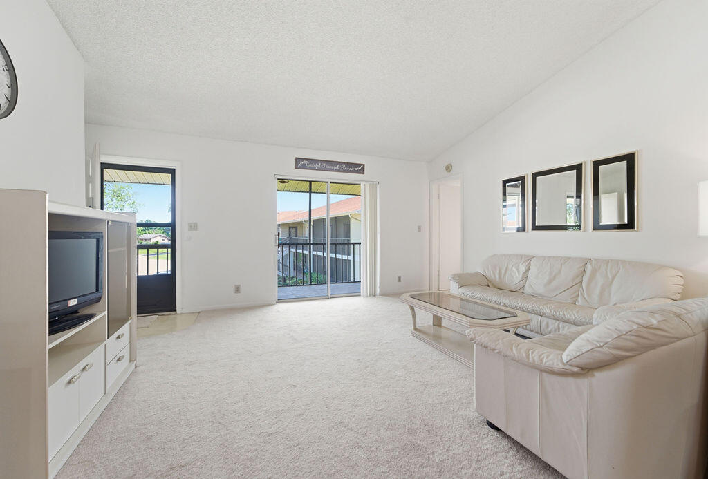 CHASEWOOD OF JUPITER - Residential