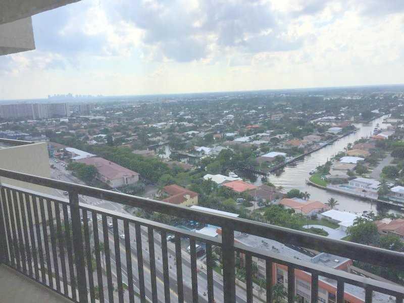 PLAZA SOUTH - Residential