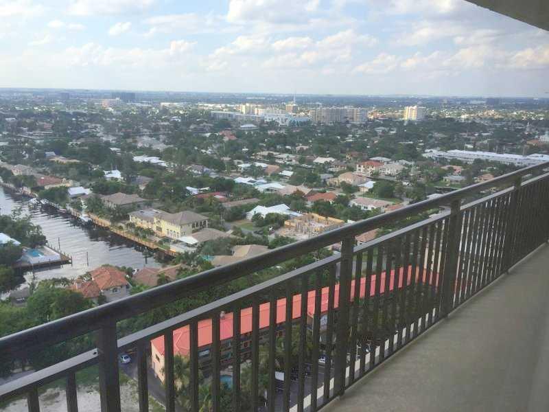 PLAZA SOUTH - Residential