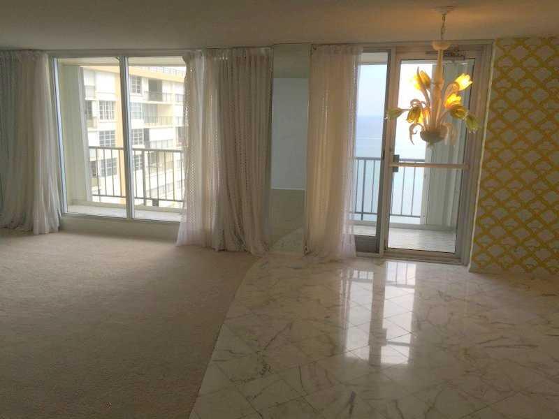 PLAZA SOUTH - Residential