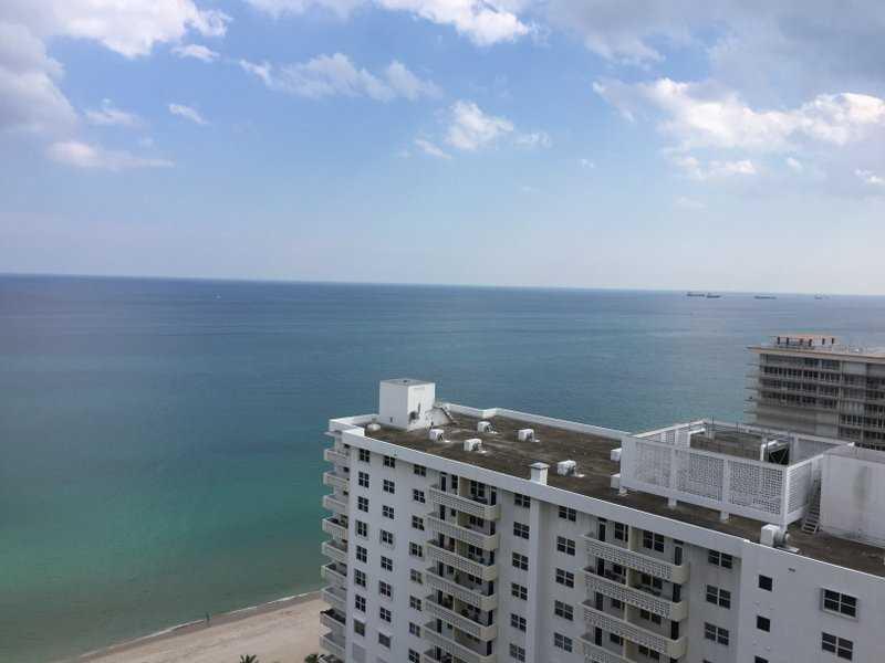 PLAZA SOUTH - Residential