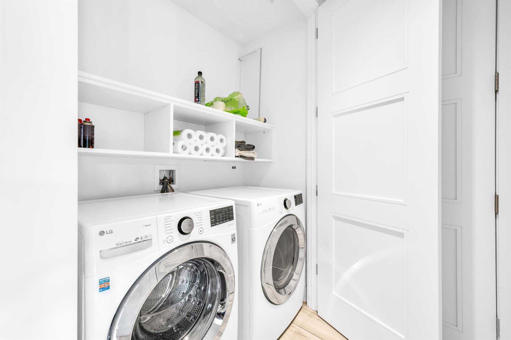 TOWER 155 - Residential Lease