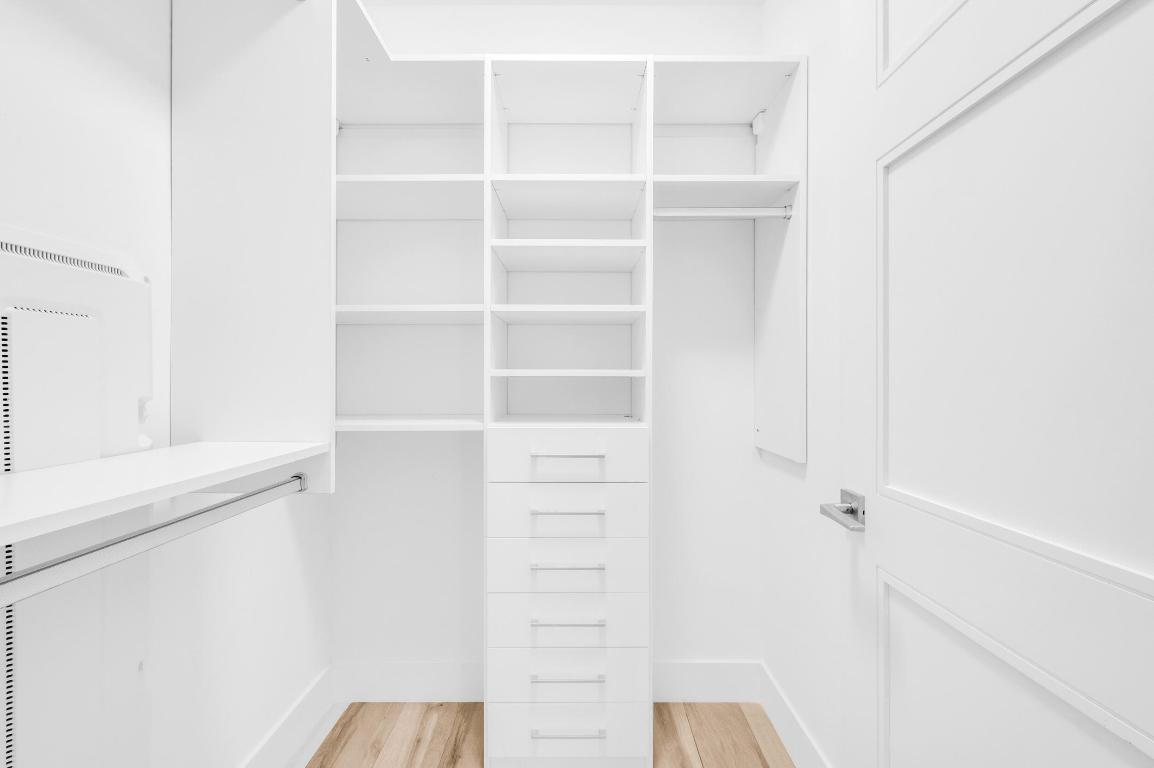 TOWER 155 - Residential Lease