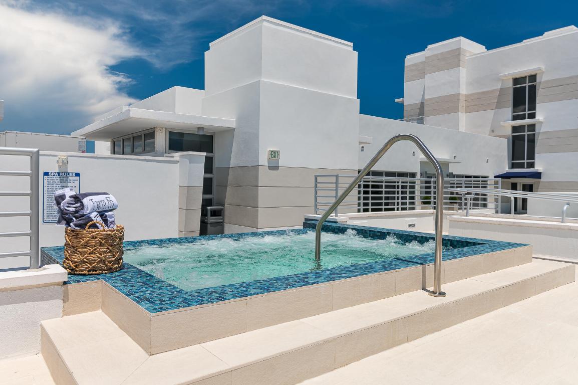 TOWER 155 - Residential Lease