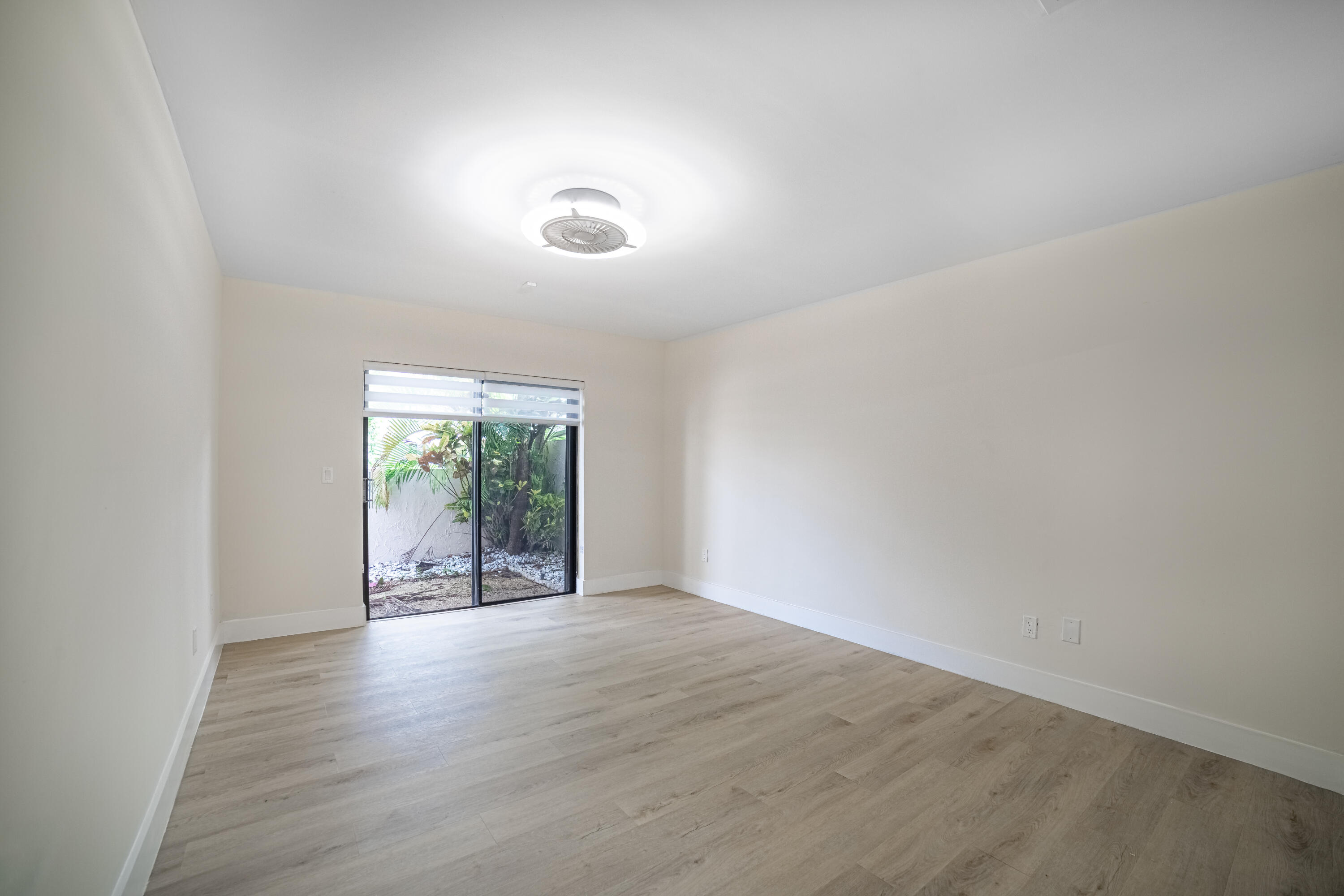 GREENS OF BOCA LAGO CONDO - Residential