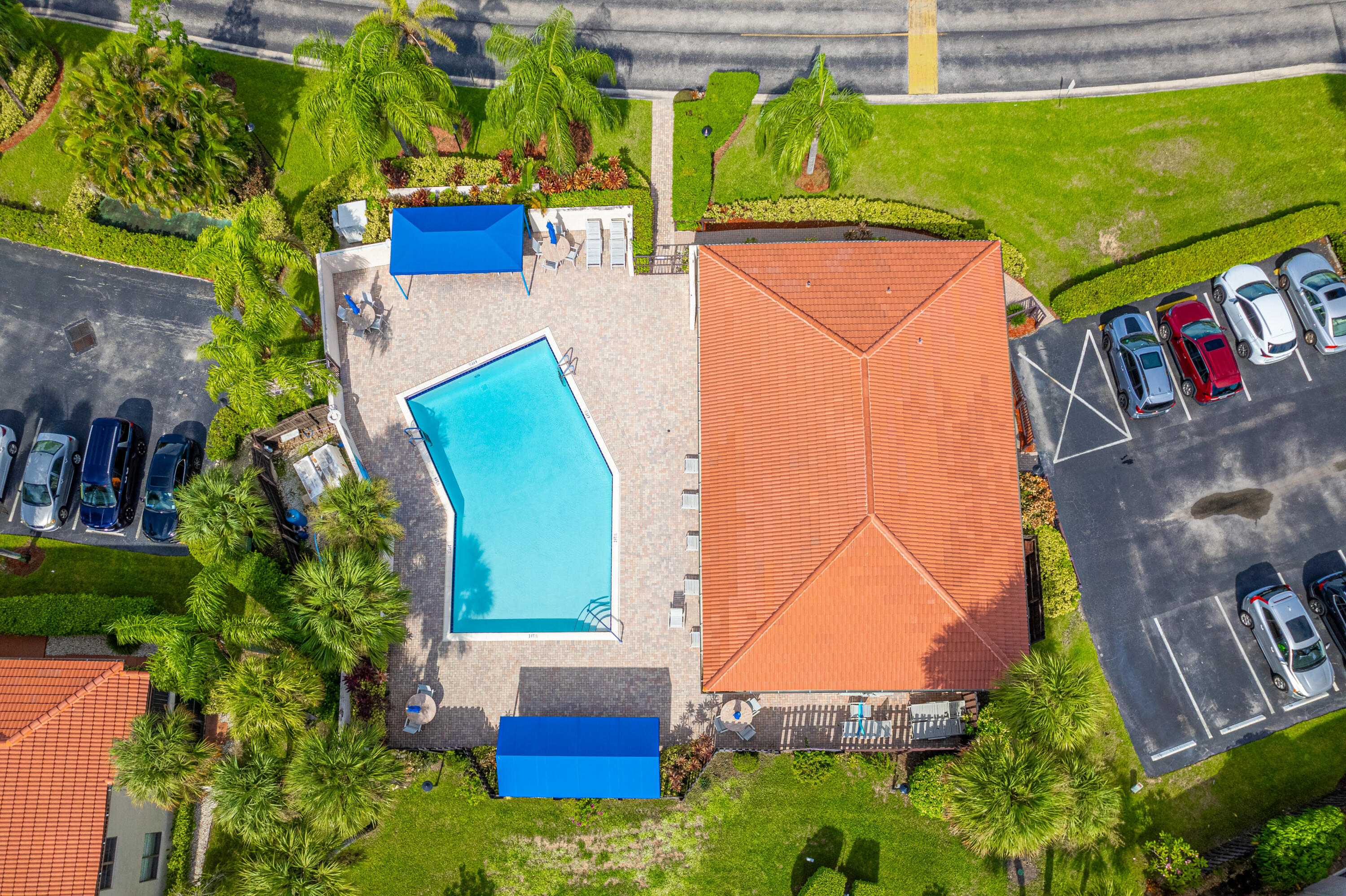 GREENS OF BOCA LAGO CONDO - Residential