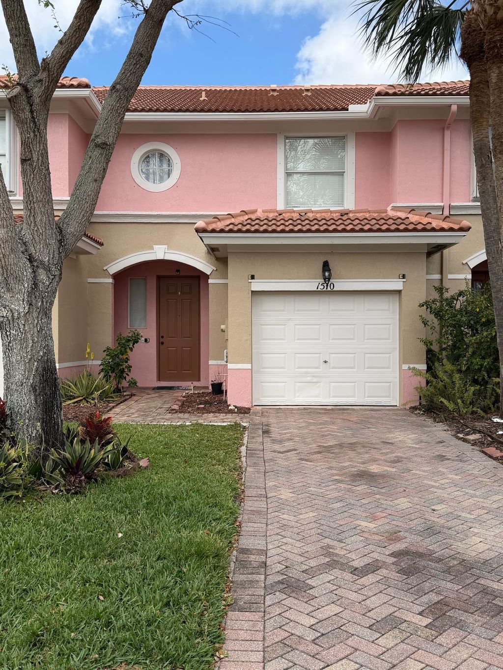 Photo of 1510 Seminole Palms Drive, Greenacres, FL 33463 (MLS # B26009924)