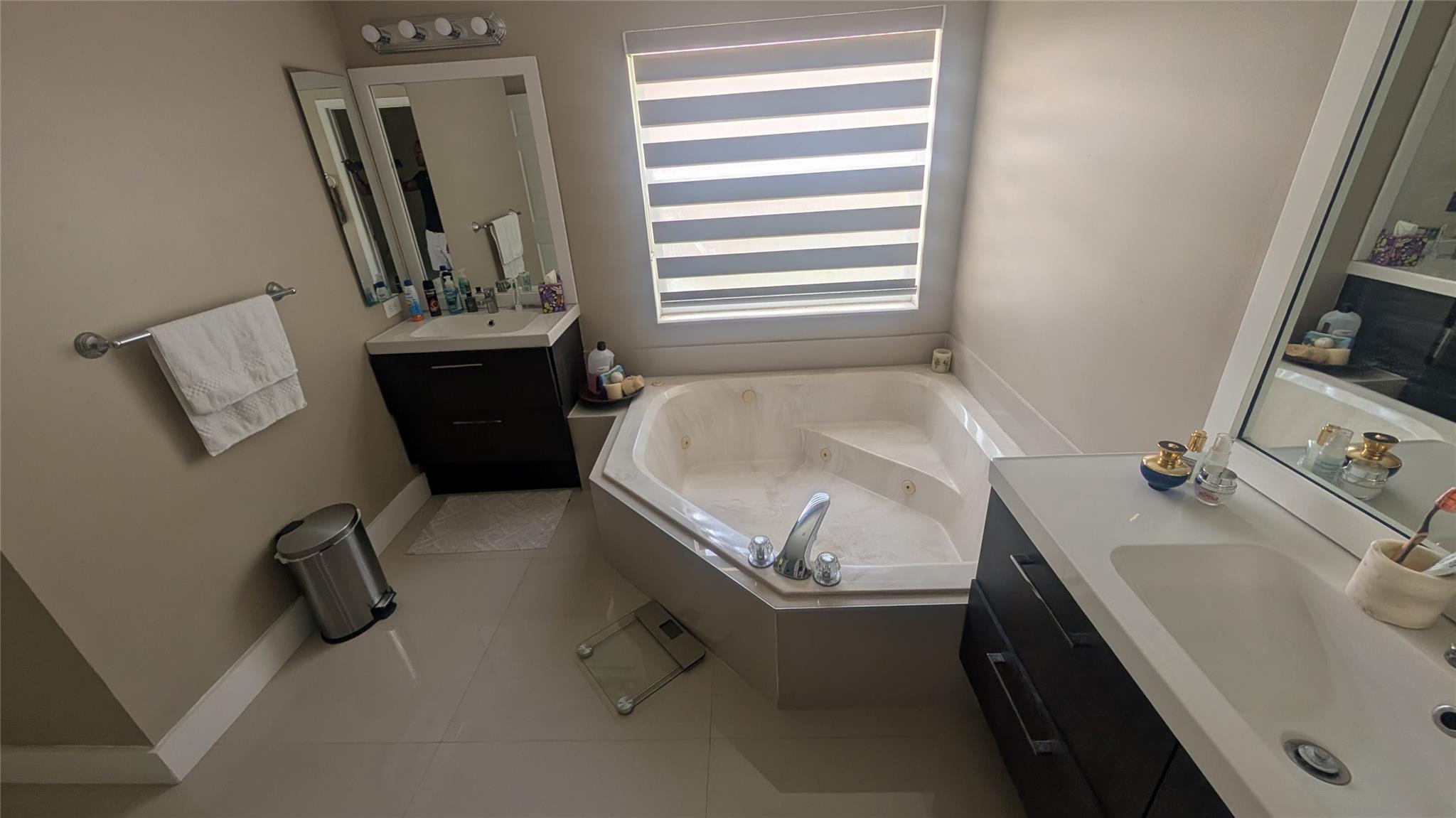 Pembroke Falls Ph 7 166-1 - Residential Lease