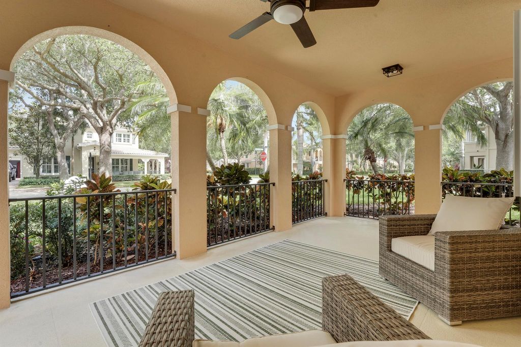 Photo of 4042 Community Drive, Jupiter, FL 33458 (MLS # R11085034)