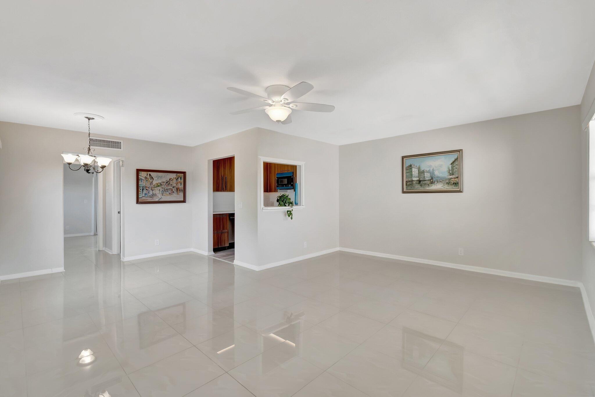 212 Easthampton I