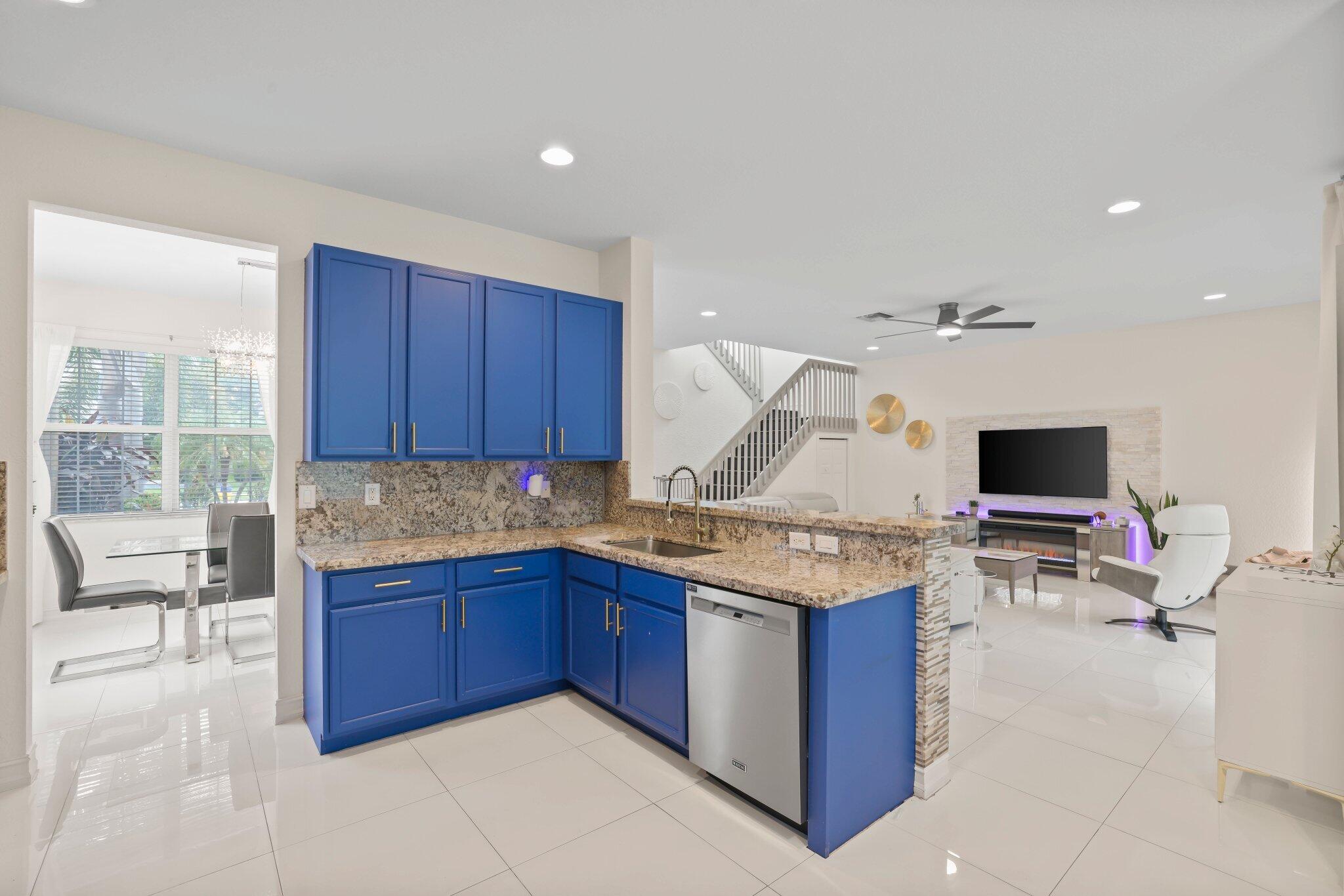 TRAILS AT CANYON - Residential