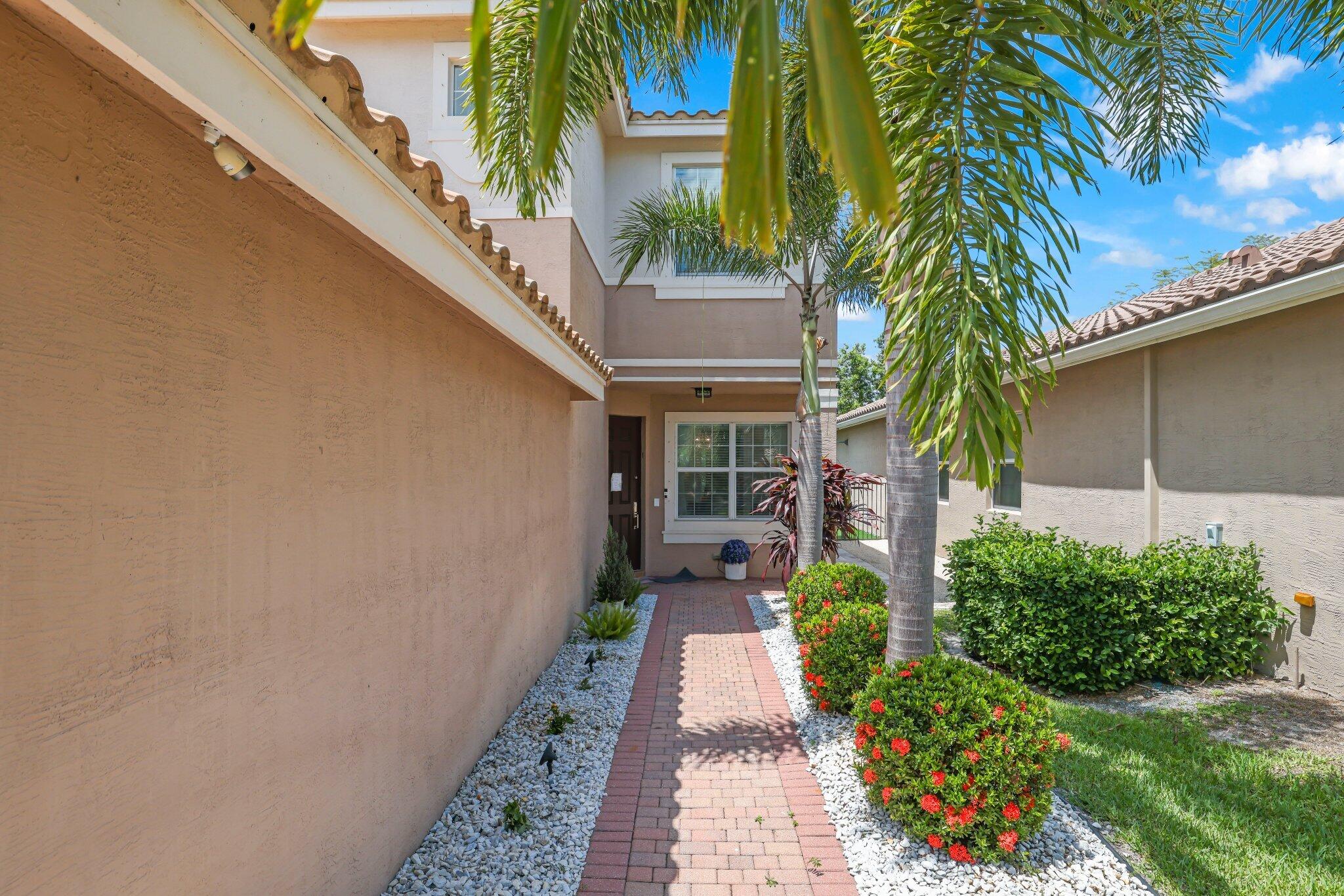 TRAILS AT CANYON - Residential
