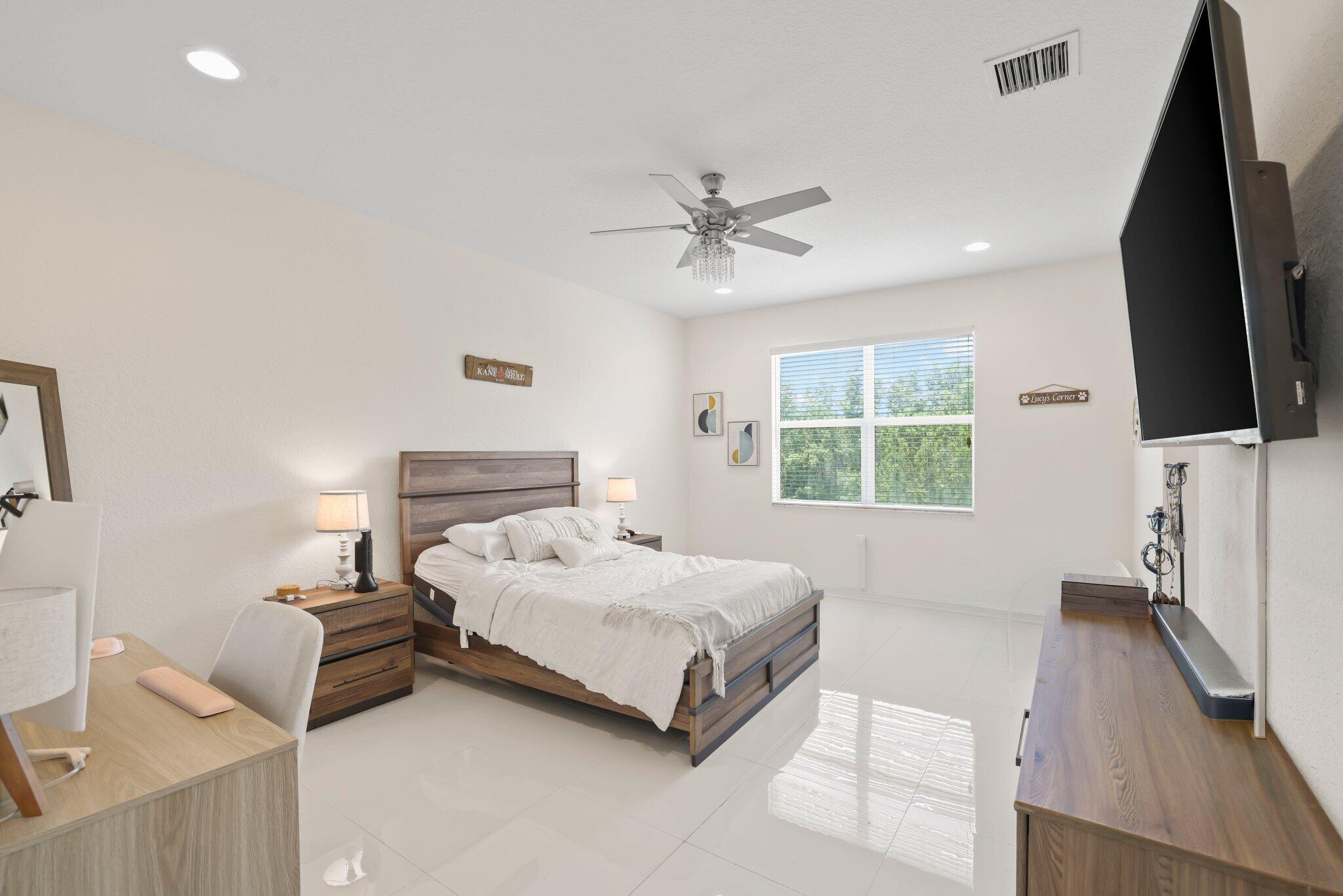 TRAILS AT CANYON - Residential