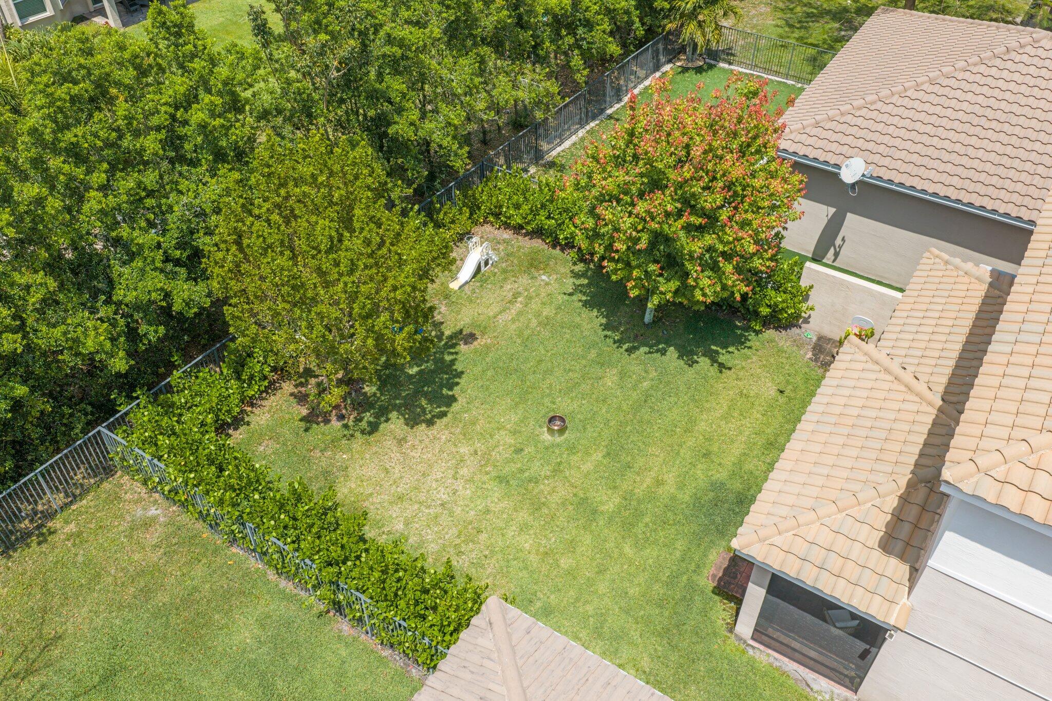 TRAILS AT CANYON - Residential