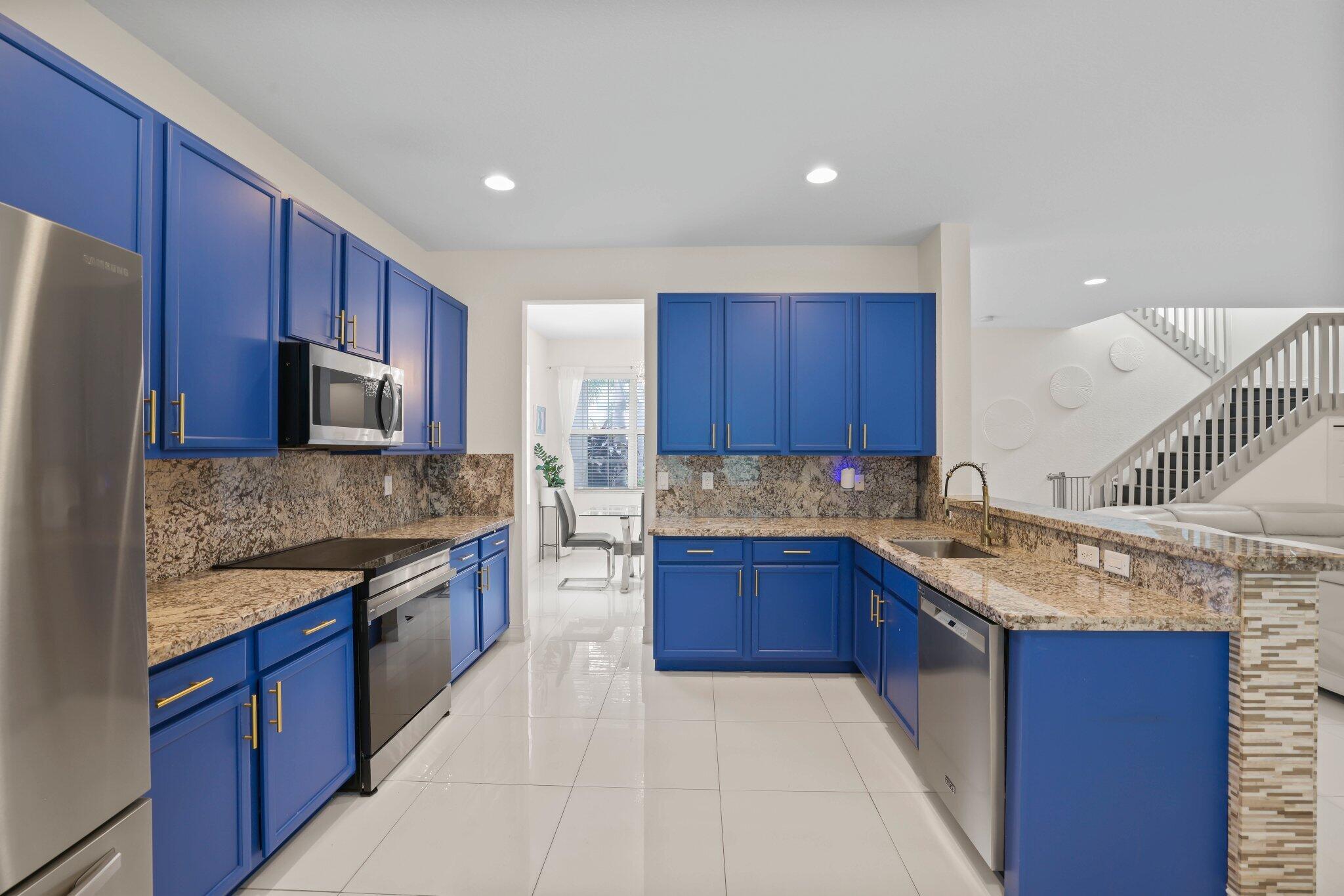 TRAILS AT CANYON - Residential