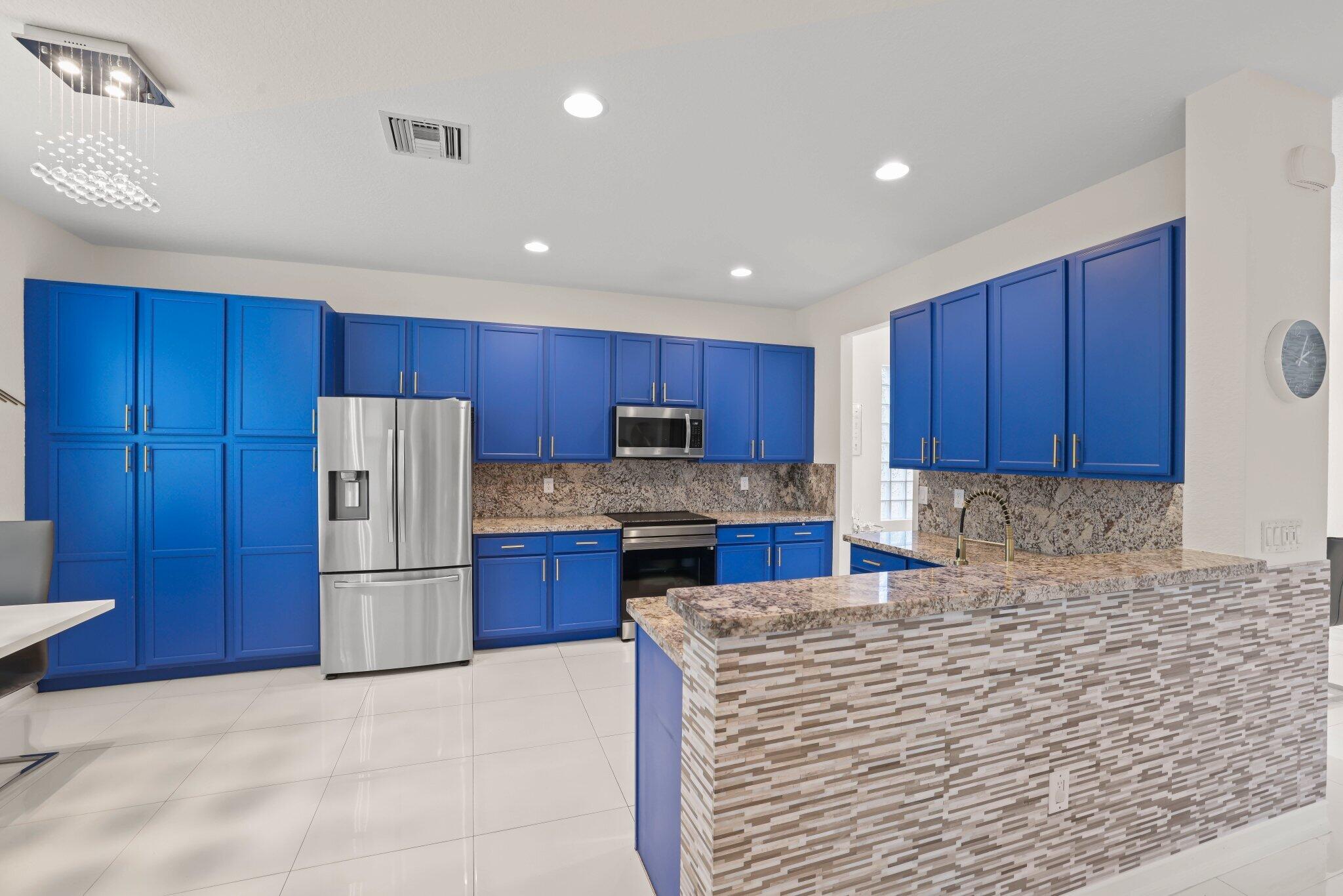 TRAILS AT CANYON - Residential