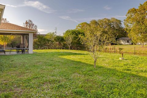 A home in Port St Lucie